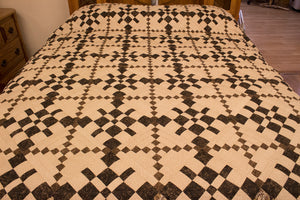 Bear Paws Hand Quilted Quilt